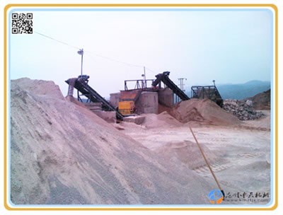 云南潞西?？俍CF60型制砂機(jī)生產(chǎn)現(xiàn)場(chǎng)
